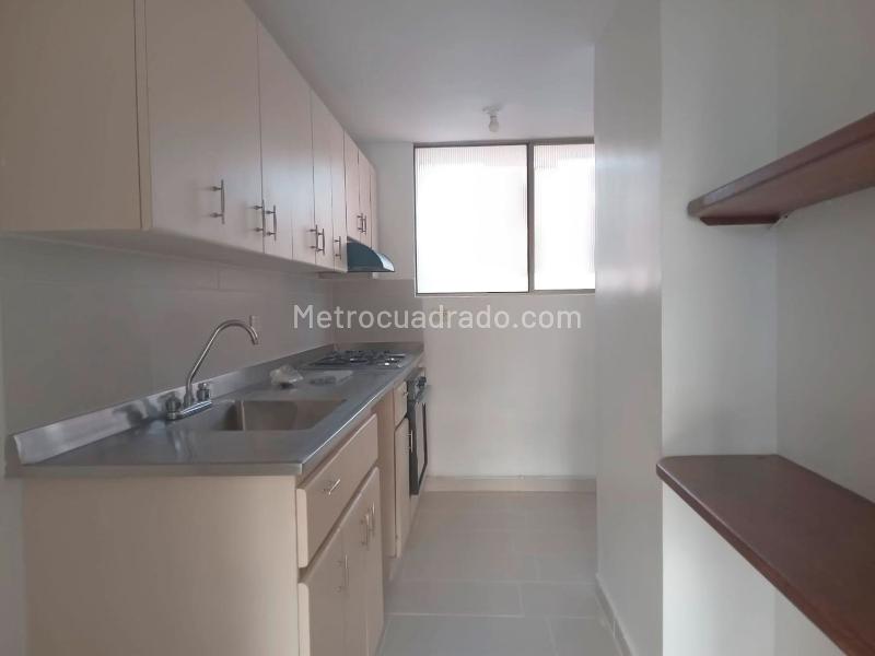 3BR Apartment for Rent in El Poblado with Covered Parking - 8