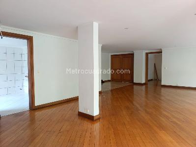 Apartamento de 4 alcobas en venta en San Lucas, Medellín, 257 m² · foto 2 de 19