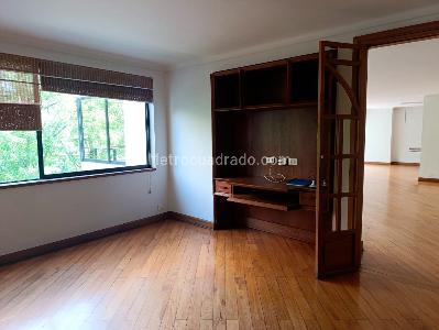 Apartamento de 4 alcobas en venta en San Lucas, Medellín, 257 m² · foto 7 de 19