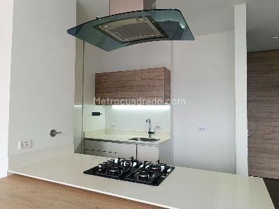 Apartamento de 1 alcoba en arriendo en San Lucas, Medellín, 70 m² · foto 3 de 11