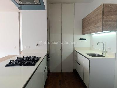 Apartamento de 1 alcoba en arriendo en San Lucas, Medellín, 70 m² · foto 4 de 11