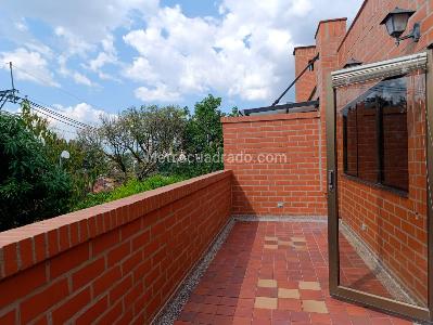 Casa de 5 alcobas en arriendo en El Poblado, Medellín, 350 m² · foto 19 de 19