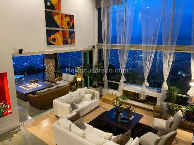 Casa de 3 alcobas en venta en Envigado, Envigado, 500 m² · foto 4 de 15