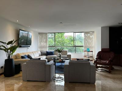 Apartamento de 3 alcobas en venta en San Lucas, Medellín, 167 m² · foto 3 de 20