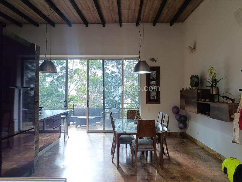 Casa Amoblada en Arriendo en El Poblado - 2