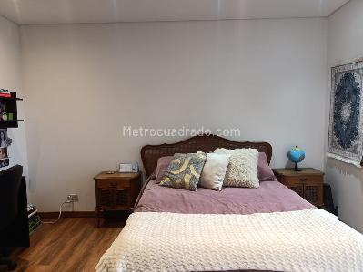 Casa de 3 alcobas en venta en El Poblado, Medellín, 432 m² · foto 13 de 20