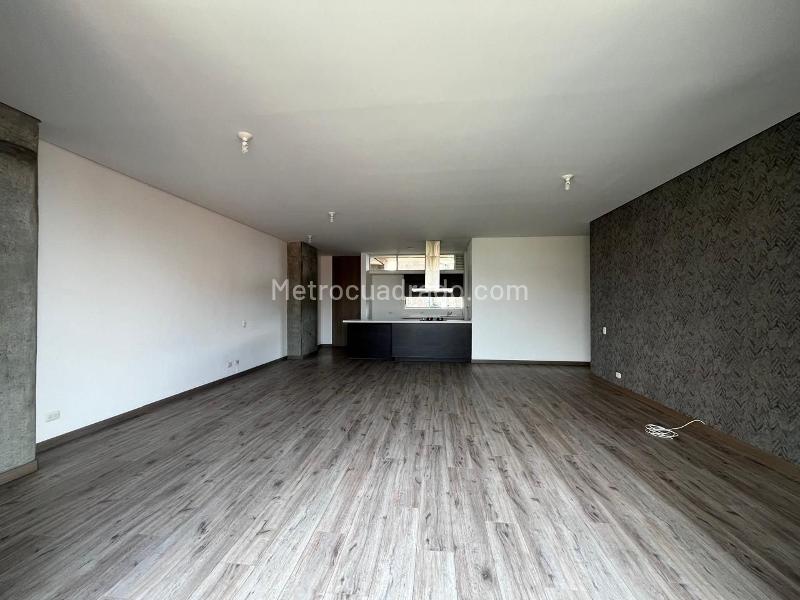 Furnished 2BR Apartment with 2 Baths in El Poblado - 3