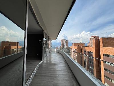 Apartamento de 2 alcobas en venta en El Poblado, Medellín, 147 m² · foto 15 de 15