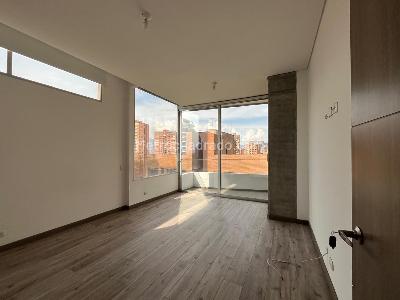 Apartamento de 2 alcobas en venta en El Poblado, Medellín, 147 m² · foto 8 de 15