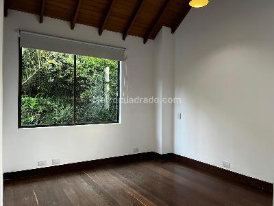 Casa en arriendo en El Poblado, Medellín · foto 8 de 20