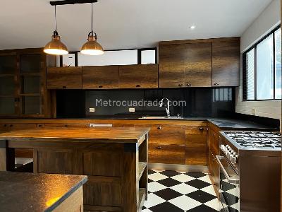 Casa de 3 alcobas en venta en El Poblado, Medellín, 271 m² · foto 6 de 20