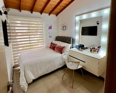 Casa de 4 alcobas en venta en Envigado, Envigado, 171 m² · foto 13 de 20