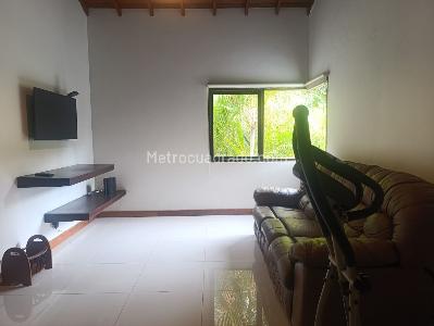 Casa en arriendo en El Poblado, Medellín · foto 7 de 19