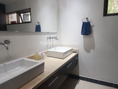 Casa en arriendo en El Poblado, Medellín · foto 15 de 19