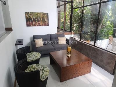 Casa en arriendo en El Poblado, Medellín · foto 2 de 19
