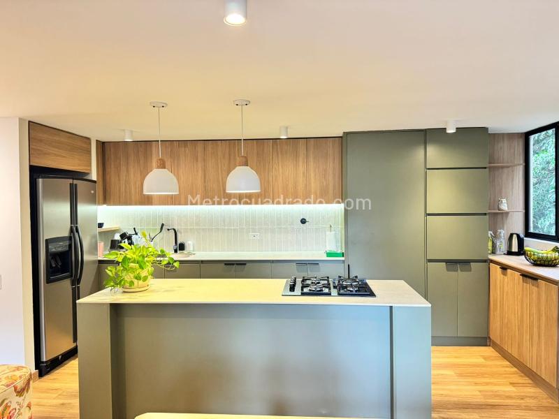 Stylish 2BR Apartment in Central El Poblado - 7