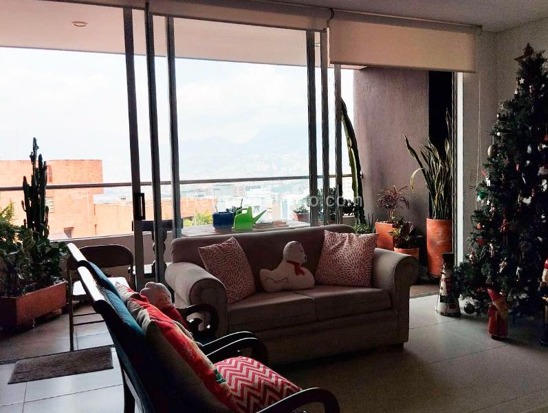 2BR Apartment with Balcony in El Poblado - 5