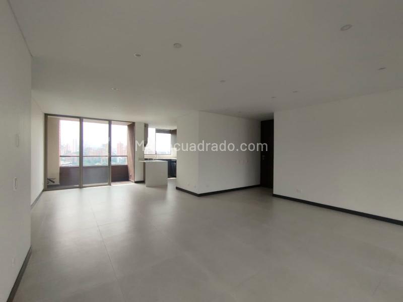 Apartamento Encantador de 3 Alcobas en El Poblado (Zona Tranquila) - 2