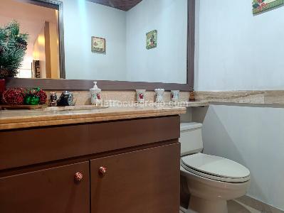 Apartamento en venta en El Poblado, Medellín · foto 17 de 20