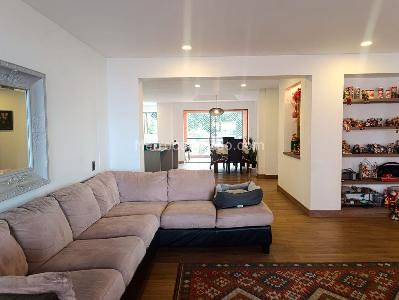 Apartamento en venta en El Poblado, Medellín · foto 2 de 20