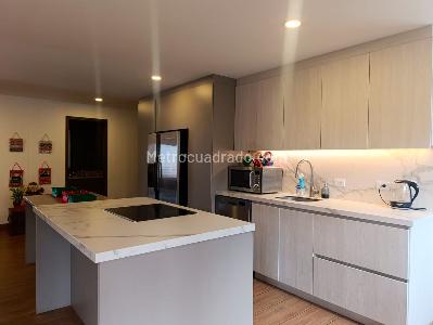 Apartamento en venta en El Poblado, Medellín · foto 7 de 20