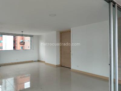Apartamento en venta en El Poblado, Medellín · foto 4 de 20