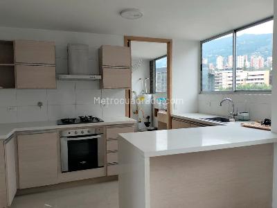 Apartamento en venta en El Poblado, Medellín · foto 6 de 20