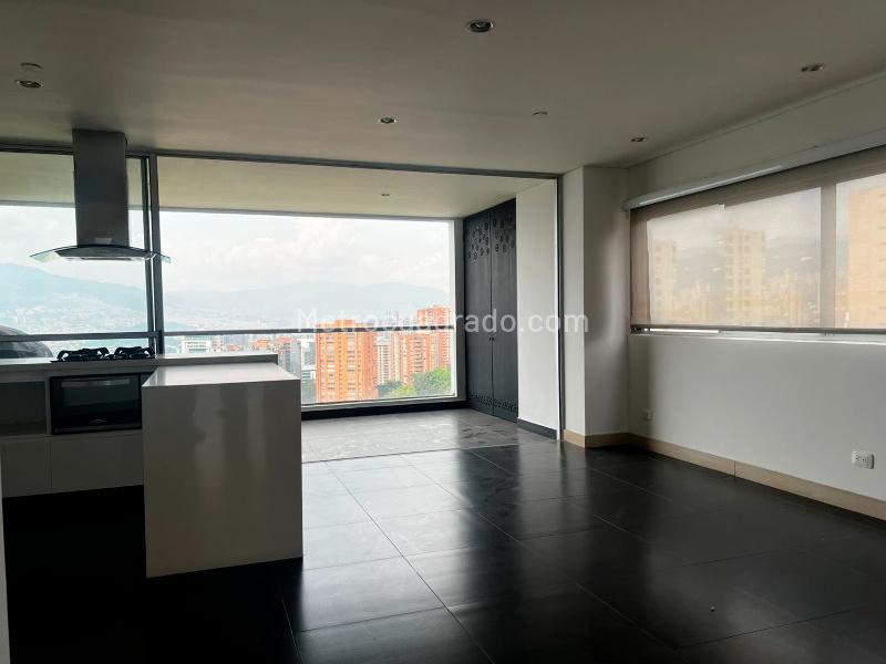 1BR Furnished Apartaestudio with Balcony in El Poblado - 3