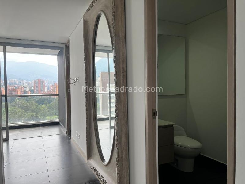 1BR Furnished Apartaestudio with Balcony in El Poblado - 9