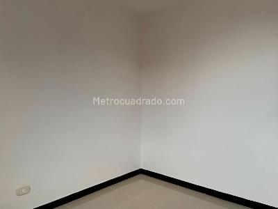Apartamento de 3 alcobas en arriendo en Sabaneta, Sabaneta, 96 m² · foto 16 de 20