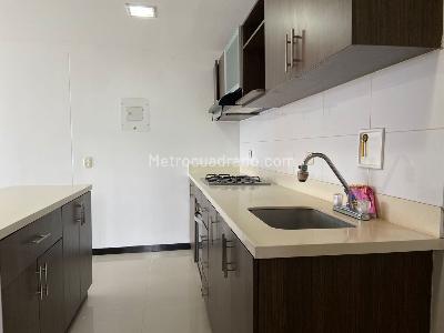 Apartamento de 3 alcobas en arriendo en Sabaneta, Sabaneta, 96 m² · foto 7 de 20