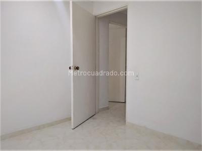 Apartamento de 4 alcobas en arriendo en El Poblado Santa Maria De Los Angeles, Medellín, 135 m² · foto 12 de 17