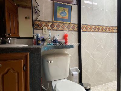 Casa de 4 alcobas en arriendo en Sabaneta, Sabaneta, 320 m² · foto 18 de 20