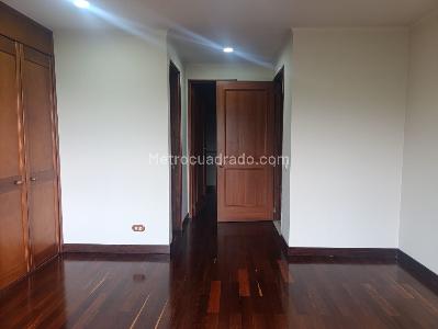 Apartamento de 3 alcobas en arriendo en El Tesoro, Medellín, 150 m² · foto 15 de 20