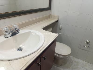 Apartamento de 3 alcobas en arriendo en El Tesoro, Medellín, 150 m² · foto 17 de 20