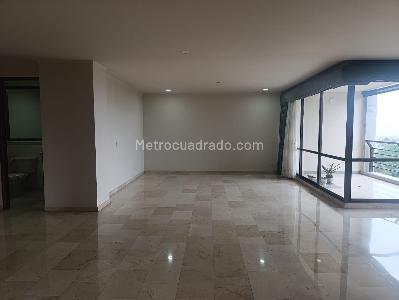 Apartamento de 3 alcobas en arriendo en El Tesoro, Medellín, 150 m² · foto 3 de 20