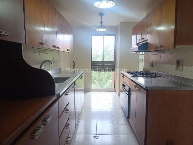 Apartamento de 3 alcobas en arriendo en El Tesoro, Medellín, 150 m² · foto 7 de 20