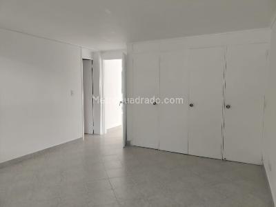 Apartamento de 3 alcobas en arriendo en El Poblado, Medellín, 130 m² · foto 11 de 18