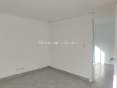 Apartamento de 3 alcobas en arriendo en El Poblado, Medellín, 130 m² · foto 13 de 18