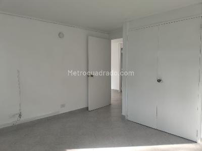 Apartamento de 3 alcobas en arriendo en El Poblado, Medellín, 130 m² · foto 15 de 18