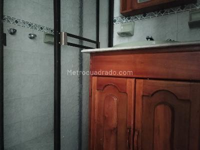 Apartamento de 3 alcobas en arriendo en El Poblado, Medellín, 130 m² · foto 16 de 18