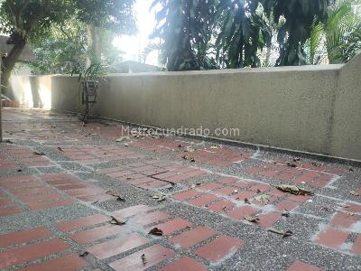 Apartamento de 3 alcobas en arriendo en El Poblado, Medellín, 130 m² · foto 18 de 18