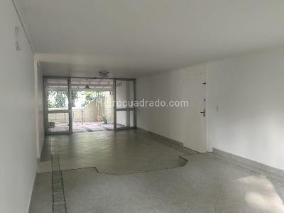 Apartamento de 3 alcobas en arriendo en El Poblado, Medellín, 130 m² · foto 3 de 18