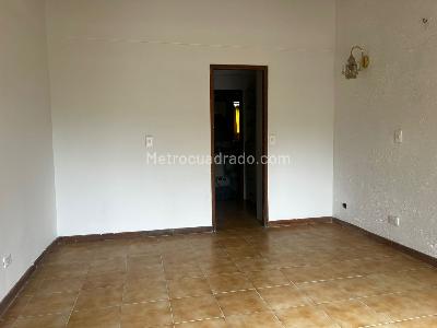 Casa de 3 alcobas en venta en Envigado, Envigado, 233 m² · foto 13 de 20