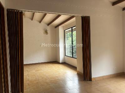 Casa de 3 alcobas en venta en Envigado, Envigado, 233 m² · foto 17 de 20