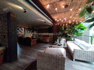 Apartamento de 1 alcoba en venta en El Poblado, Medellín, 100 m² · foto 3 de 17