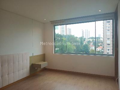 Apartamento de 3 alcobas en arriendo en El Tesoro, Medellín, 278 m² · foto 13 de 19