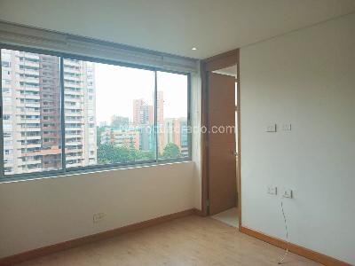 Apartamento de 3 alcobas en arriendo en El Tesoro, Medellín, 278 m² · foto 14 de 19