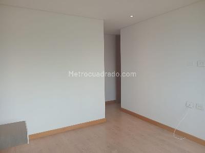 Apartamento de 3 alcobas en arriendo en El Tesoro, Medellín, 278 m² · foto 16 de 19
