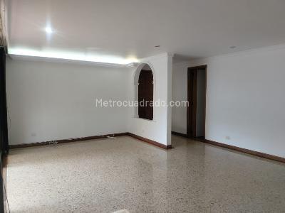 Apartamento de 4 alcobas en arriendo en El Poblado, Medellín, 185 m² · foto 4 de 18